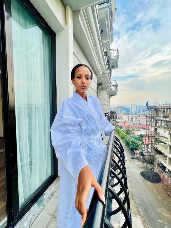 Th Bonroyal Hotel Addisz-Abeba Kültér fotó