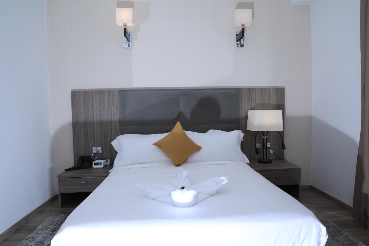 Th Bonroyal Hotel Addisz-Abeba Kültér fotó