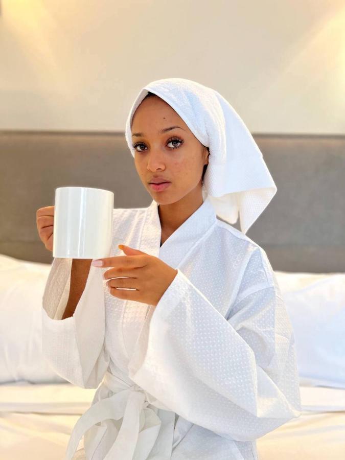Th Bonroyal Hotel Addisz-Abeba Kültér fotó