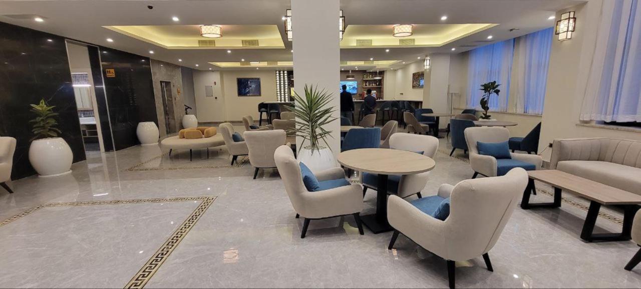 Th Bonroyal Hotel Addisz-Abeba Kültér fotó