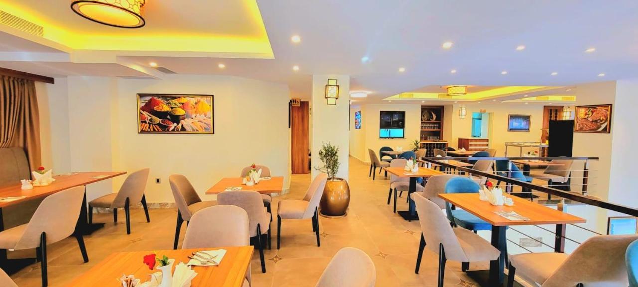 Th Bonroyal Hotel Addisz-Abeba Kültér fotó